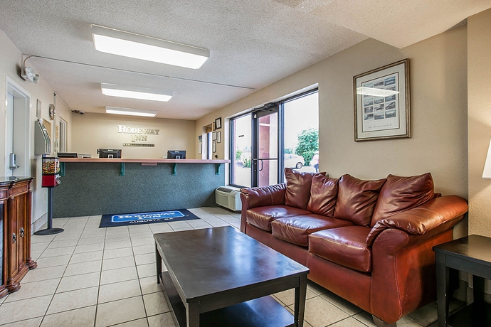 Imagen de los interiores del Hotel Rodeway Inn, Augusta. Foto 13