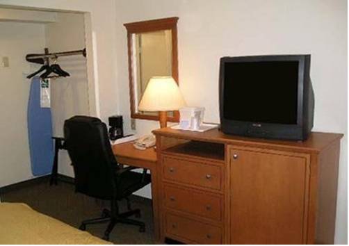 Imagen de la habitación del Hotel Rodeway Inn, Bay Head. Foto 14