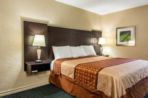 Imagen de la habitación del Hotel Rodeway Inn Broken Bow - Hochatown. Foto 3