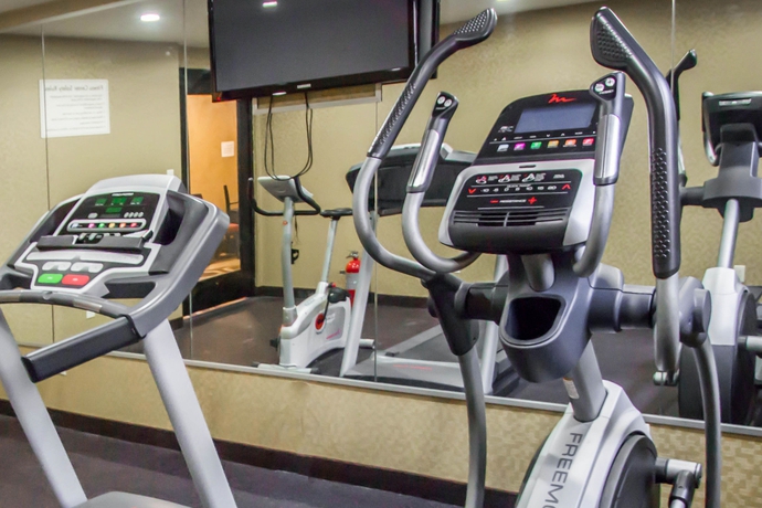 Imagen de los interiores del Hotel Rodeway Inn Bronx Zoo. Foto 8