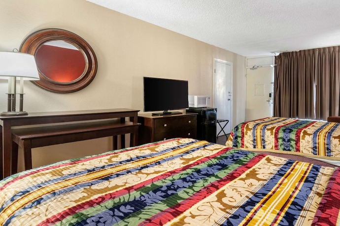 Imagen de la habitación del Hotel Rodeway Inn, Brunswick. Foto 10