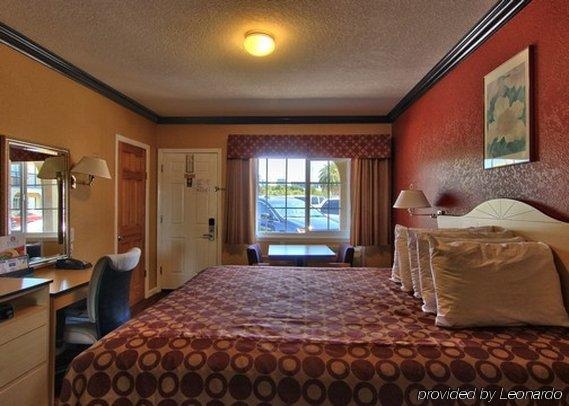 Imagen general del Hotel Rodeway Inn Capitol. Foto 4