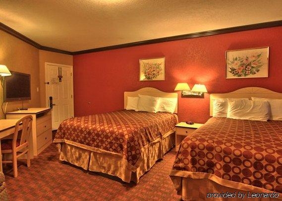 Imagen general del Hotel Rodeway Inn Capitol. Foto 14