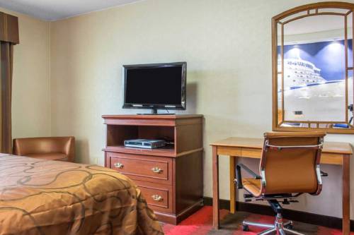 Imagen de la habitación del Hotel Rodeway Inn Capri. Foto 3