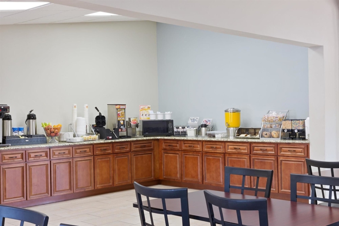 Imagen del bar/restaurante del Hotel Rodeway Inn Charlotte Airport Area. Foto 4