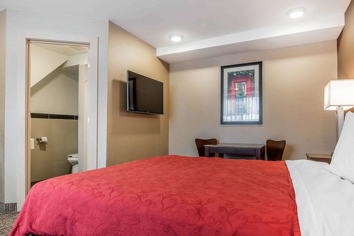 Imagen de la habitación del Hotel Rodeway Inn Chicago - Evanston. Foto 10