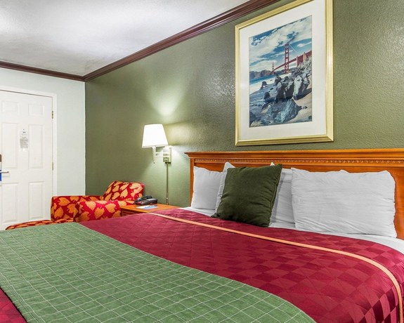 Imagen de la habitación del Hotel Rodeway Inn Chico University Area. Foto 8