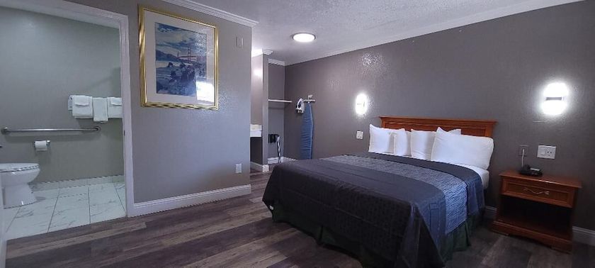 Imagen de la habitación del Hotel Rodeway Inn Chico University Area. Foto 15