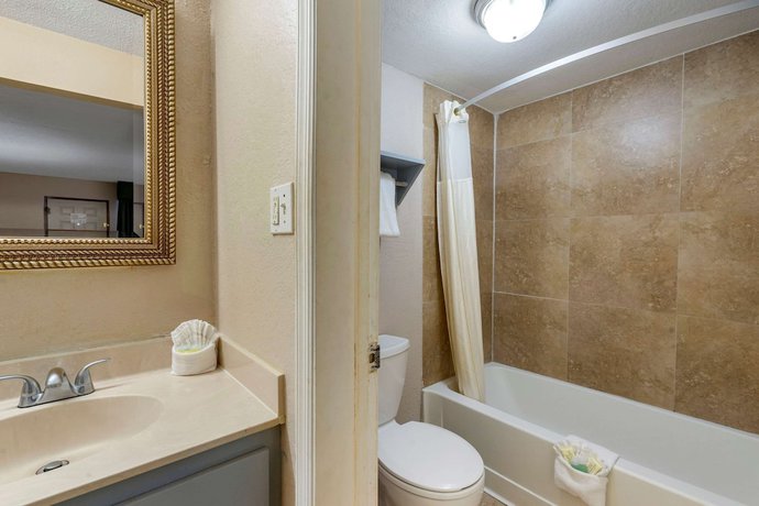 Imagen de la habitación del Hotel Rodeway Inn Clearwater - Dunedin. Foto 9