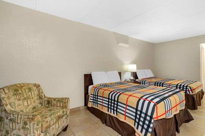 Imagen de la habitación del Hotel Rodeway Inn Clearwater - Dunedin. Foto 11