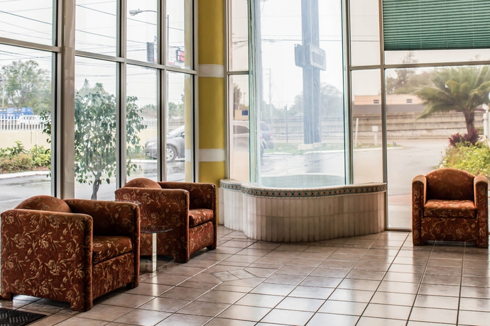 Imagen de los interiores del Hotel Rodeway Inn Clearwater - Largo. Foto 14