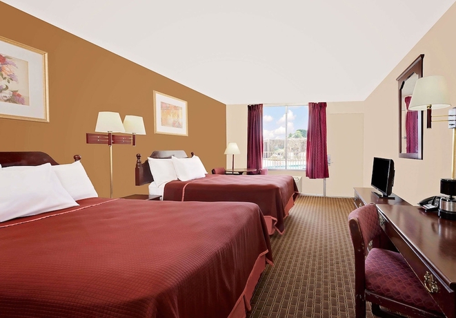 Imagen de la habitación del Hotel Rodeway Inn Cleveland. Foto 10