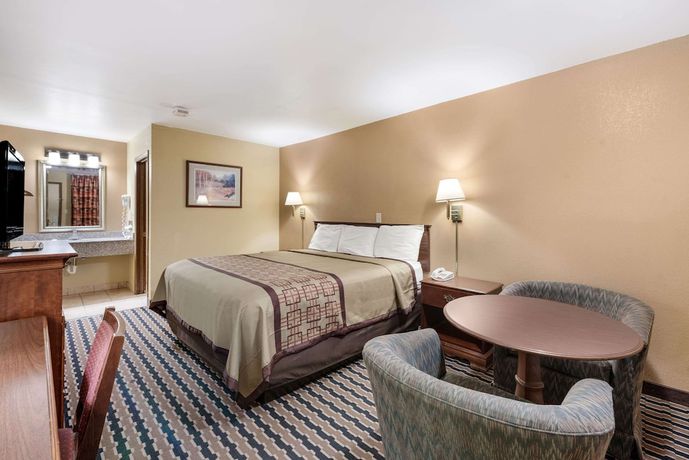Imagen de la habitación del Hotel Rodeway Inn, Columbus. Foto 4
