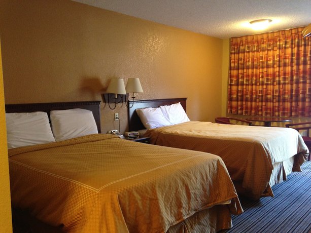 Imagen de la habitación del Hotel Rodeway Inn, Columbus. Foto 5