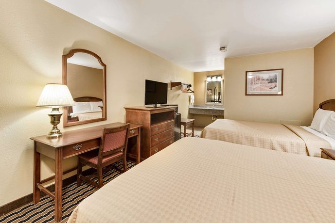 Imagen de la habitación del Hotel Rodeway Inn, Columbus. Foto 7