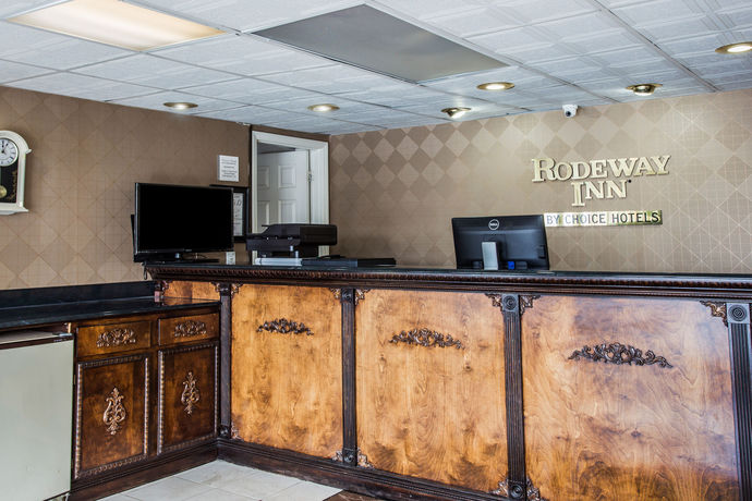 Imagen de la habitación del Hotel Rodeway Inn Concord. Foto 9
