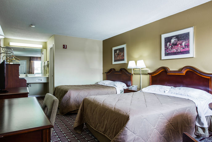 Imagen de la habitación del Hotel Rodeway Inn Concord. Foto 12