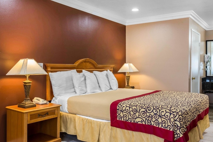Imagen de la habitación del Hotel Rodeway Inn Cypress - Near Cypress College. Foto 8