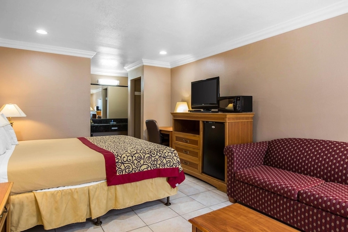 Imagen de la habitación del Hotel Rodeway Inn Cypress - Near Cypress College. Foto 9