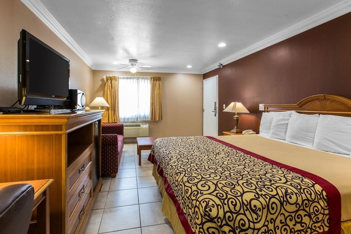 Imagen de la habitación del Hotel Rodeway Inn Cypress - Near Cypress College. Foto 11