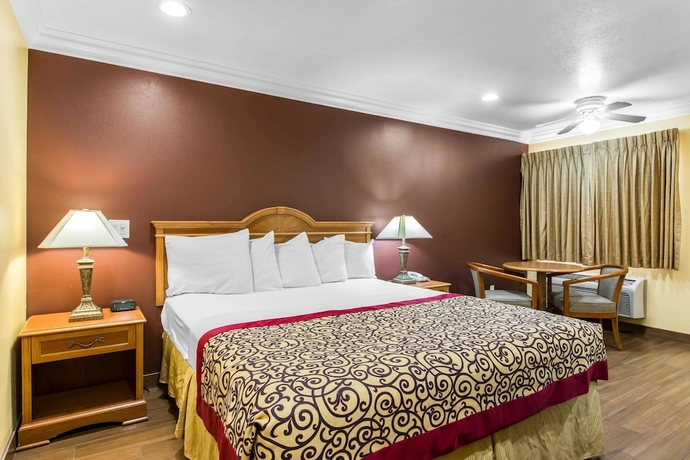 Imagen de la habitación del Hotel Rodeway Inn Cypress - Near Cypress College. Foto 12