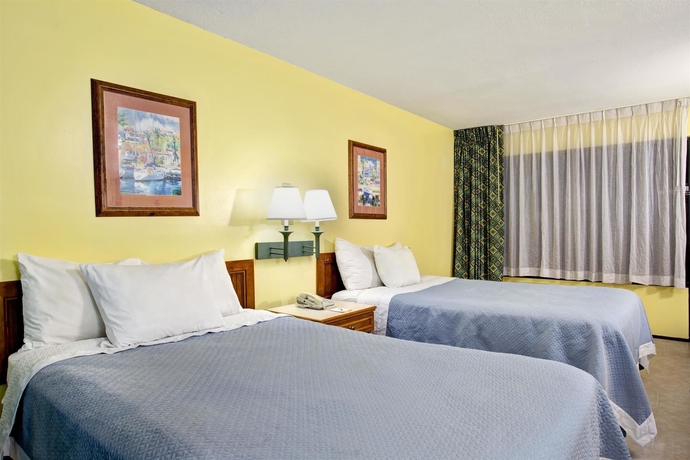 Imagen de la habitación del Hotel Rodeway Inn Davenport-champions Gate. Foto 4
