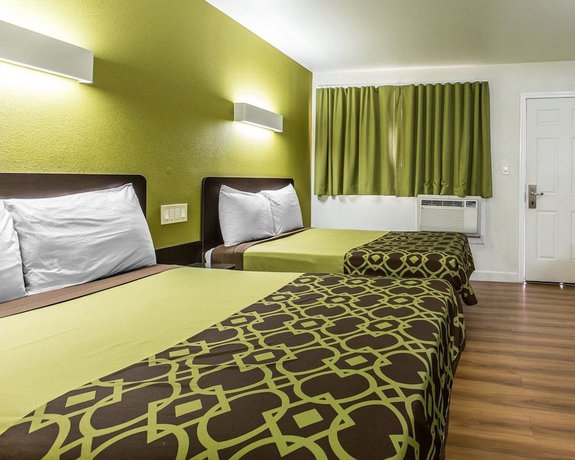 Imagen de la habitación del Hotel Rodeway Inn Downtown Hanford. Foto 16