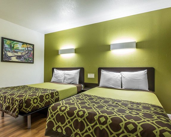Imagen de la habitación del Hotel Rodeway Inn Downtown Hanford. Foto 17