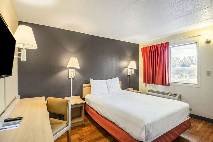 Imagen de la habitación del Hotel Rodeway Inn, Dubuque. Foto 10