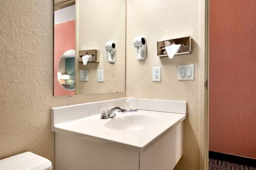 Imagen de la habitación del Hotel Rodeway Inn, EFFINGHAM. Foto 1