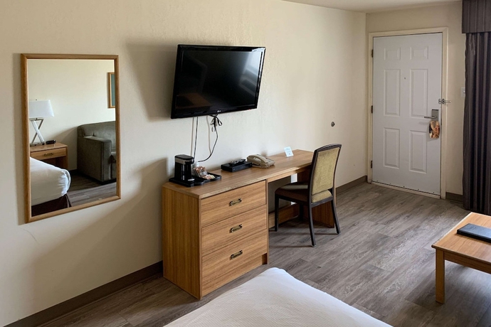 Imagen de la habitación del Hotel Rodeway Inn, Edson. Foto 5