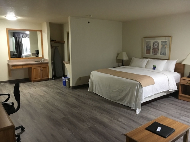 Imagen de la habitación del Hotel Rodeway Inn, Edson. Foto 13