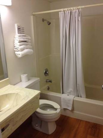 Imagen de la habitación del Hotel Rodeway Inn, Emporia. Foto 7