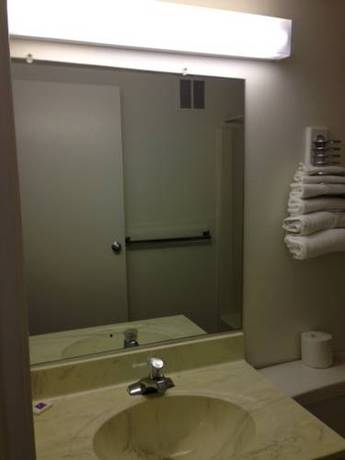 Imagen de la habitación del Hotel Rodeway Inn, Emporia. Foto 8