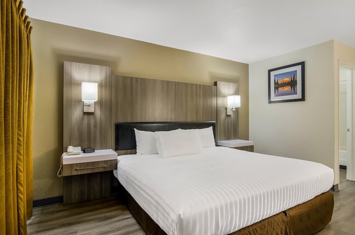 Imagen de la habitación del Hotel Rodeway Inn Enumclaw Mount Rainer-Crystal Mountain Area. Foto 4