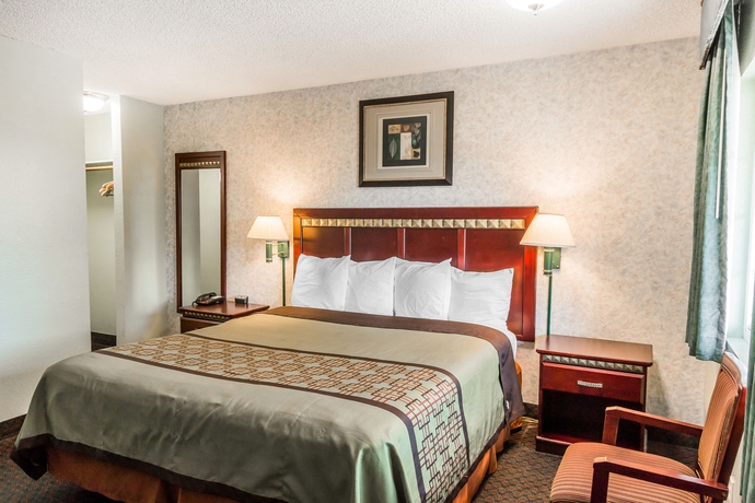 Imagen de la habitación del Hotel Rodeway Inn Escondido Downtown. Foto 6