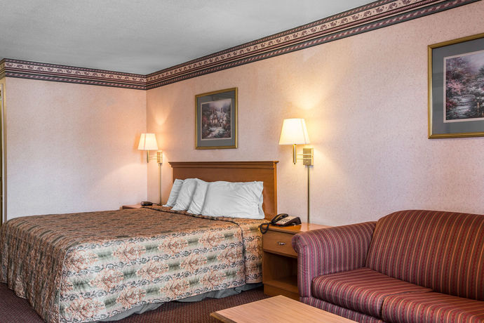 Imagen de la habitación del Hotel Rodeway Inn Expo Center. Foto 8
