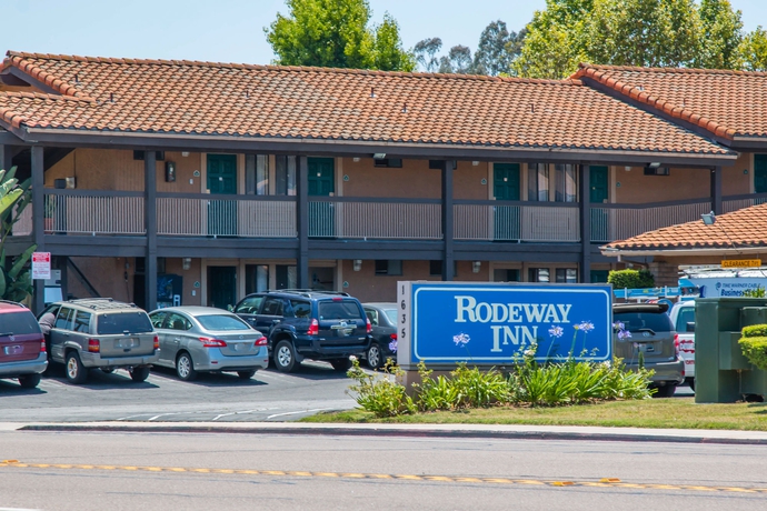 Imagen general del Hotel Rodeway Inn Fallbrook Downtown. Foto 2