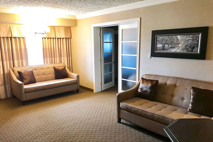 Imagen de la habitación del Hotel Rodeway Inn Festival. Foto 12