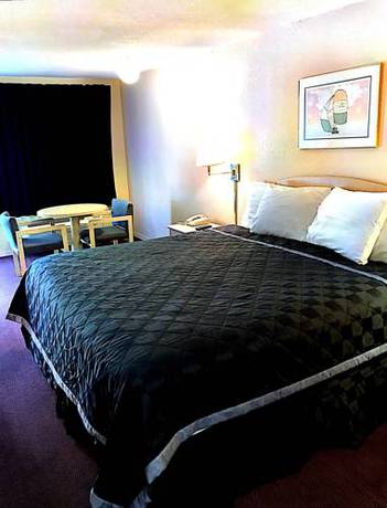 Imagen de la habitación del Hotel Rodeway Inn Findlay. Foto 7