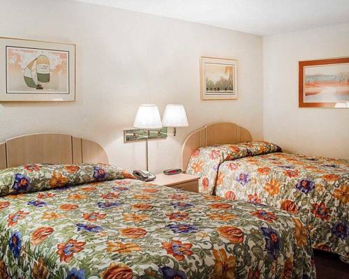 Imagen de la habitación del Hotel Rodeway Inn Findlay. Foto 9