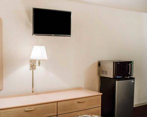 Imagen de la habitación del Hotel Rodeway Inn Findlay. Foto 13
