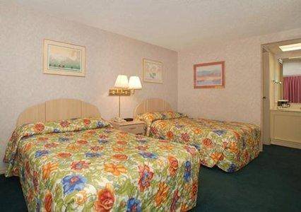 Imagen de la habitación del Hotel Rodeway Inn Findlay. Foto 14