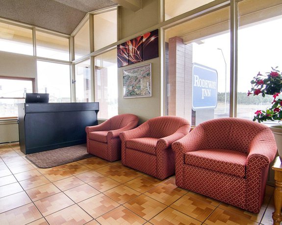 Imagen de los interiores del Hotel Rodeway Inn Flagstaff East Route 66. Foto 19