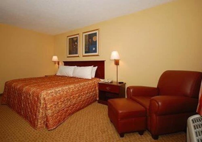 Imagen de la habitación del Hotel Rodeway Inn, Forest Park. Foto 6