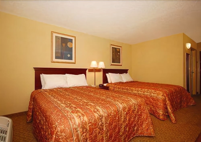 Imagen de la habitación del Hotel Rodeway Inn, Forest Park. Foto 13