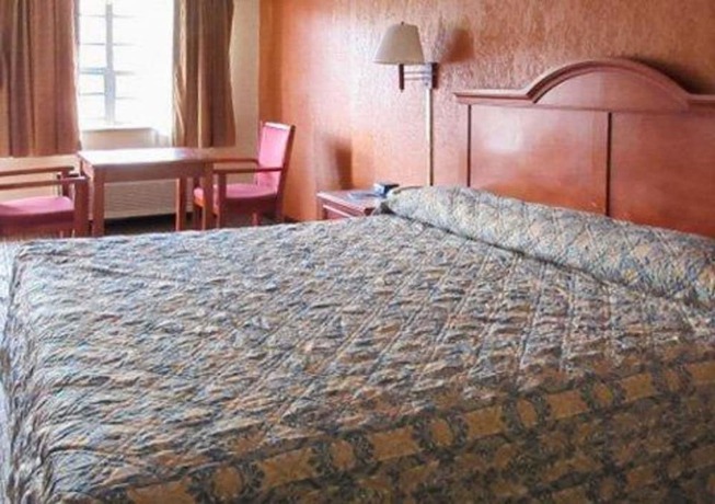 Imagen de la habitación del Hotel Rodeway Inn, Forsyth. Foto 6