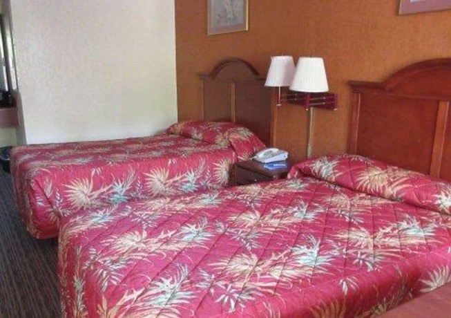Imagen de la habitación del Hotel Rodeway Inn, Forsyth. Foto 10