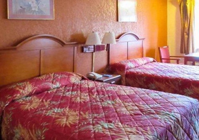 Imagen de la habitación del Hotel Rodeway Inn, Forsyth. Foto 11