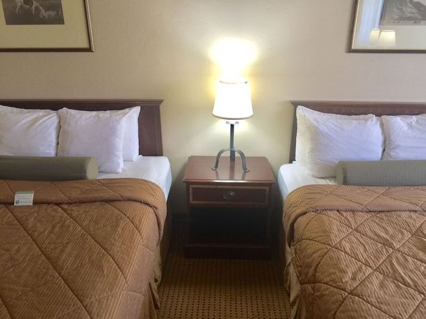 Imagen de la habitación del Hotel Rodeway Inn Fort Morgan. Foto 3